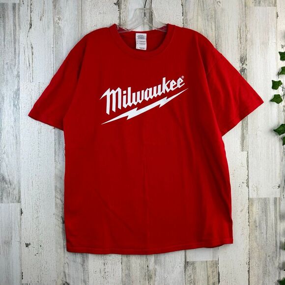 Milwaukee Tools T-Shirt Mens Medium Frame To Finish  Red Short Sleeve L - Picture 1 of 5